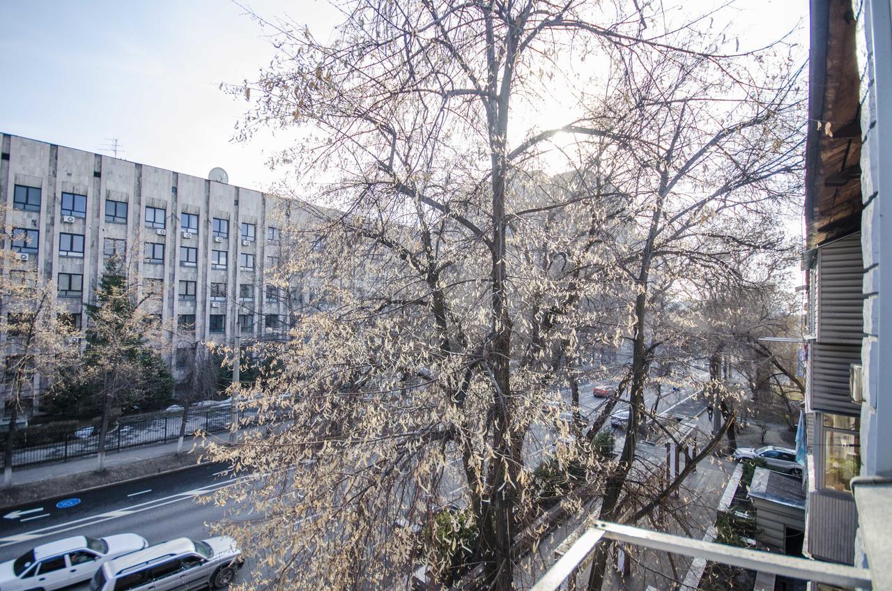 Золотой Квадрат Шевченко 75 Apartment อัลมาตี ภายนอก รูปภาพ