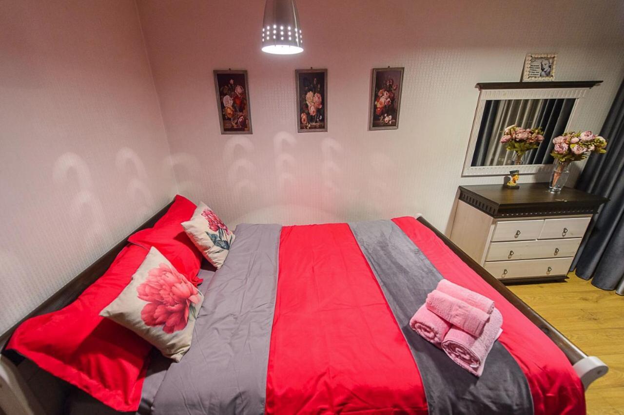 Золотой Квадрат Шевченко 75 Apartment อัลมาตี ภายนอก รูปภาพ